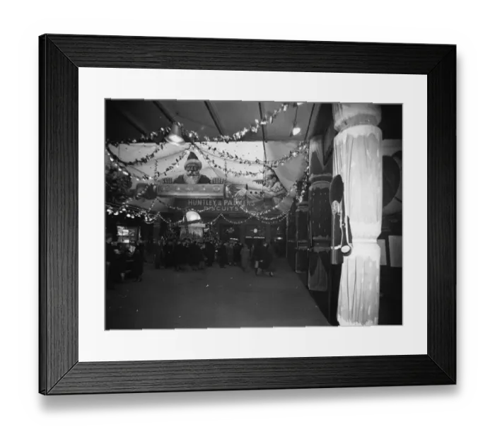 Framed Print : Christmas Decorations at Paddington Station, December 1935