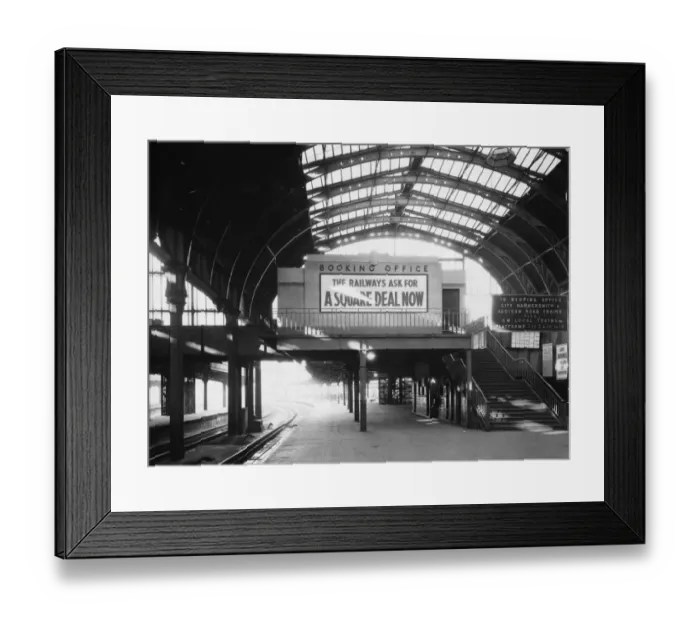 Framed Print : Paddington Station Booking Office, 1938