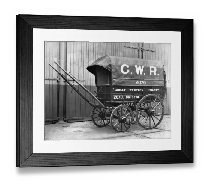 Framed Print : GWR Single Horse Drawn Passenger Parcels Van, 1899 Framed Print : GWR Single Horse Drawn Passenger Parcels Van, 1899