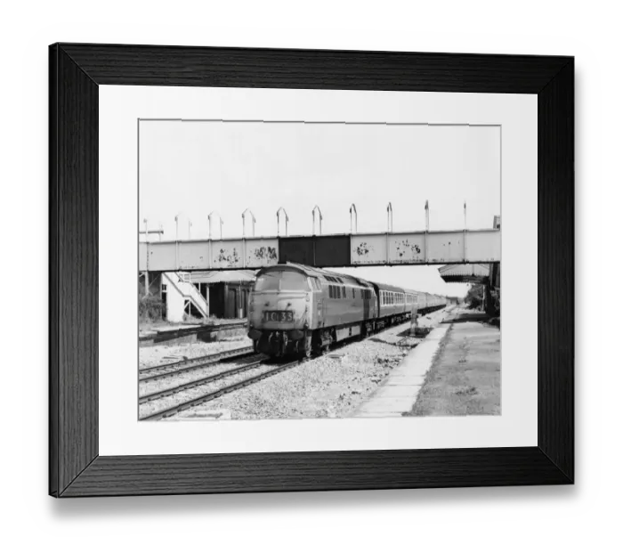Framed Print : No D1033 Western Trooper - Western Class Diesel Hydraulic Locomotive Framed Print : No D1033 Western Trooper - Western Class Diesel Hydraulic Locomotive