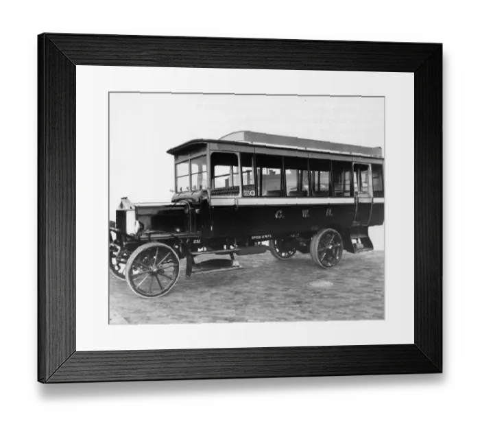 Framed Print : 3 1 / 2 ton AEC single decker omnibus, 1923 Framed Print : 3 1 / 2 ton AEC single decker omnibus, 1923