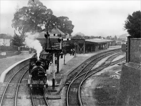 Swindon Town Station, c. 1920