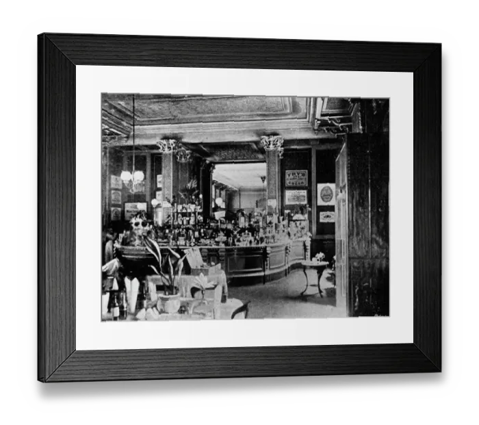 Framed Print : First Class Refreshment Rooms at Swindon Station, c. 1890s