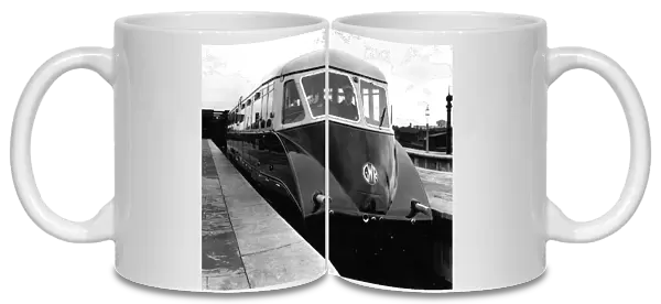 Diesel Railcar No 4 at Cardiff, 1934