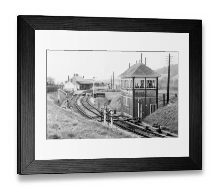 Framed Print : Marlborough Low Level Station, c1960s Framed Print : Marlborough Low Level Station, c1960s