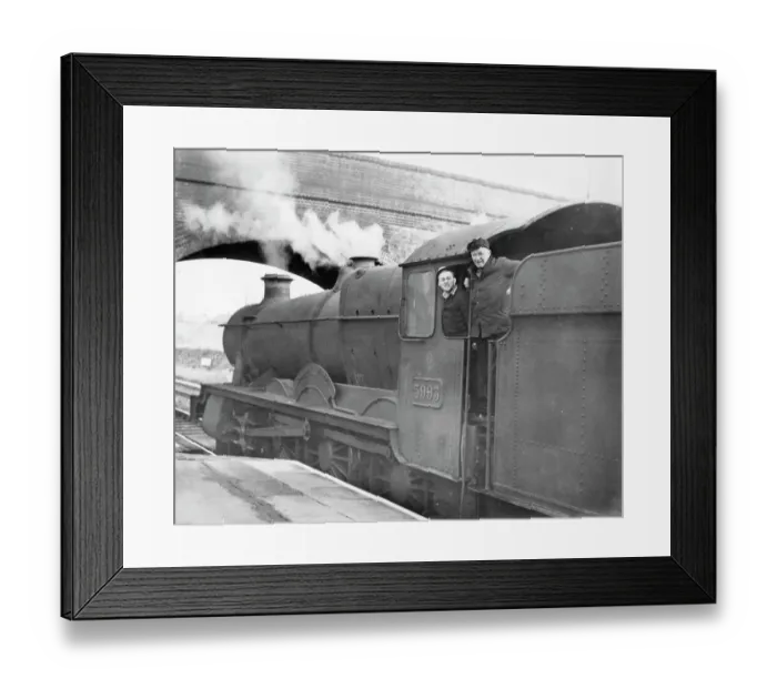 Framed Print : Locomotive No. 5993, Kirby Hall. With Driver Simms and Fireman Evans