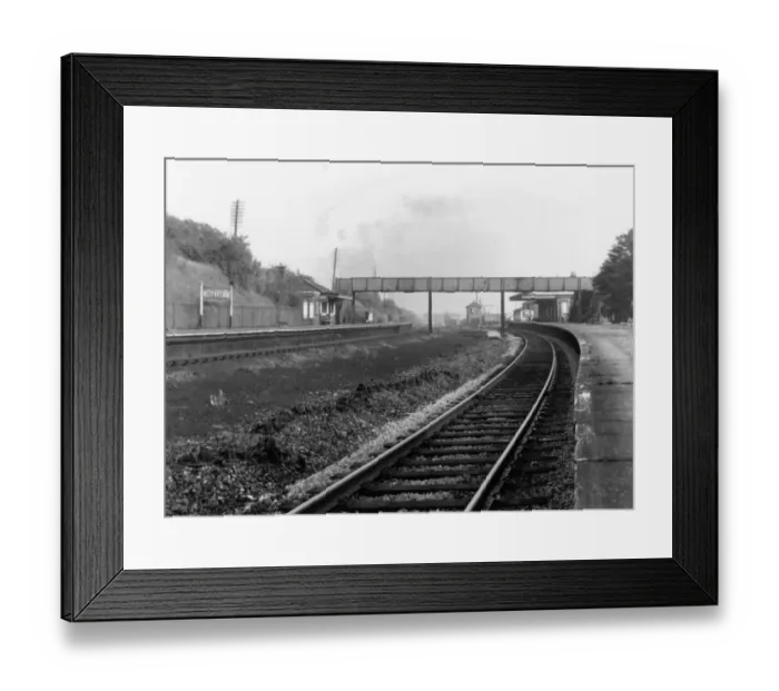 Framed Print : West Wycombe Station, Buckinghamshire