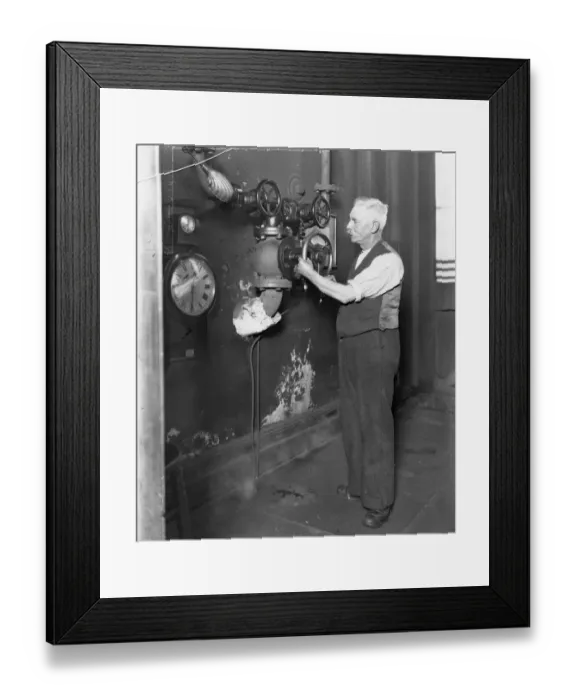Framed Print : Swindon Works Hooter Operator 1936