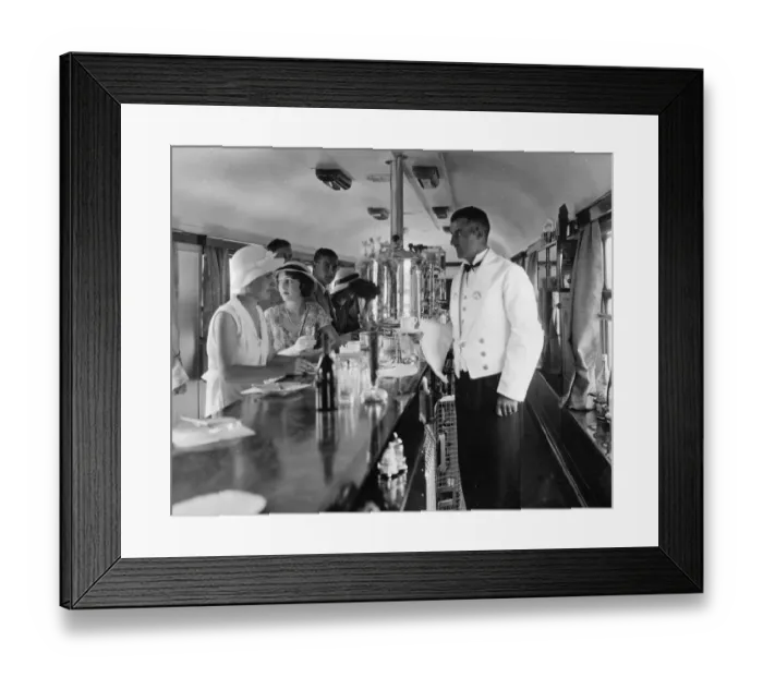Framed Print : Buffet Car No 9631, c1934