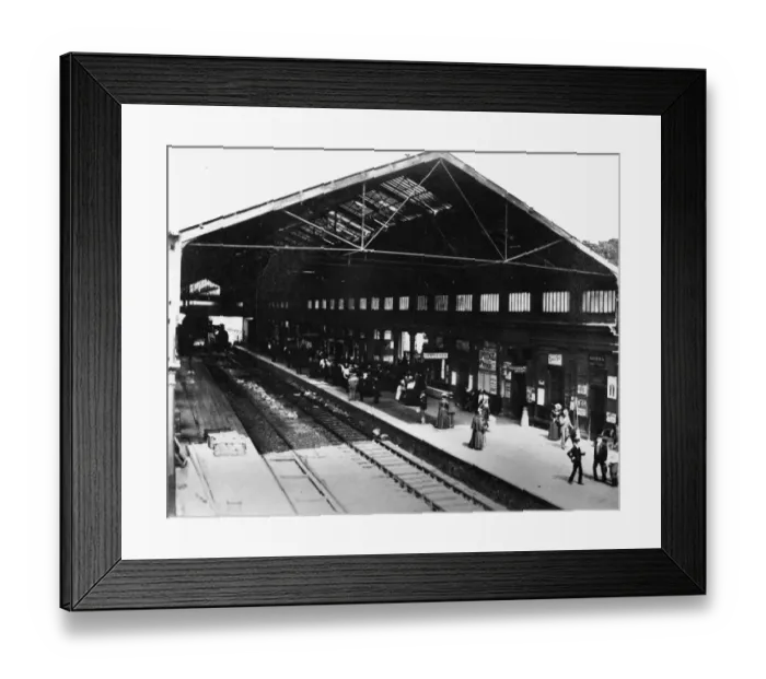 Framed Print : Chippenham Station, Wiltshire, 1899 Framed Print : Chippenham Station, Wiltshire, 1899