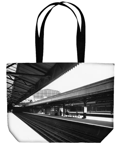 Platforms 13, 14 and 15, Paddington Station, c. 1940