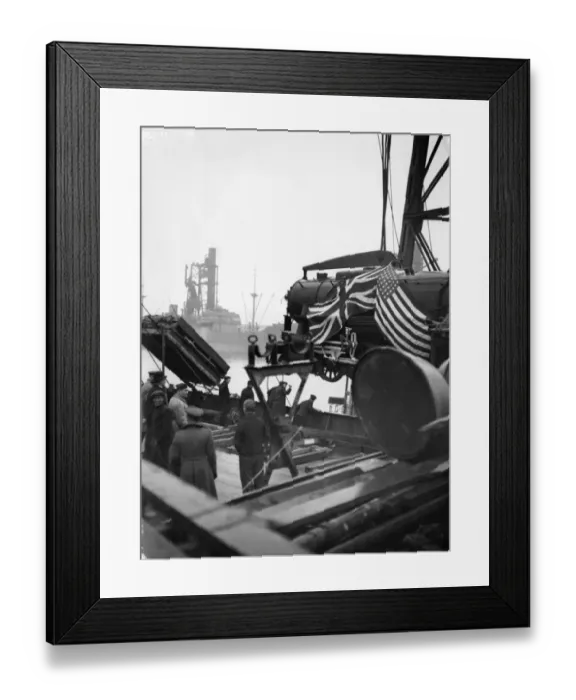 Framed Print : Discharging American locomotives at the GWR Docks, Cardiff, 1942 Framed Print : Discharging American locomotives at the GWR Docks, Cardiff, 1942