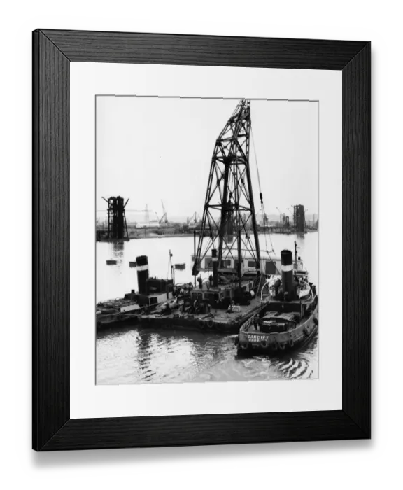 Framed Print : Newport Docks, c1940s Framed Print : Newport Docks, c1940s