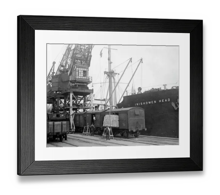 Framed Print : GWR Cardiff Docks, 1946