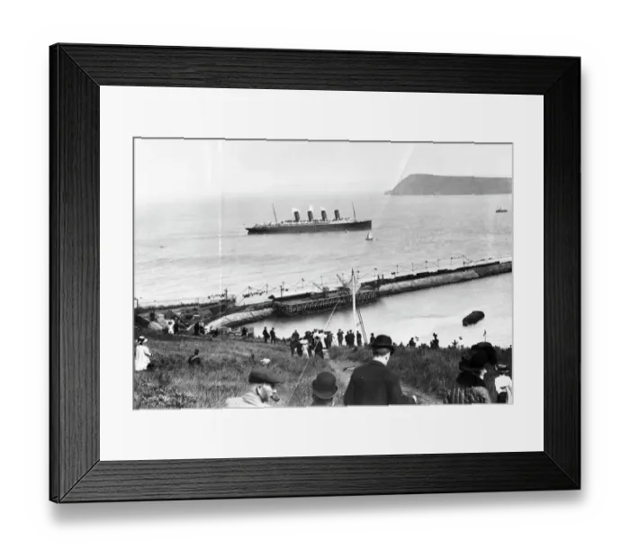 Framed Print : GWR Harbour & Docks Fishguard, 1909 Framed Print : GWR Harbour & Docks Fishguard, 1909