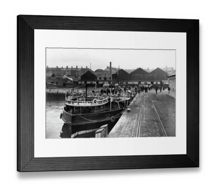 Framed Print : GWR Plymouth Millbay Docks, c1920s