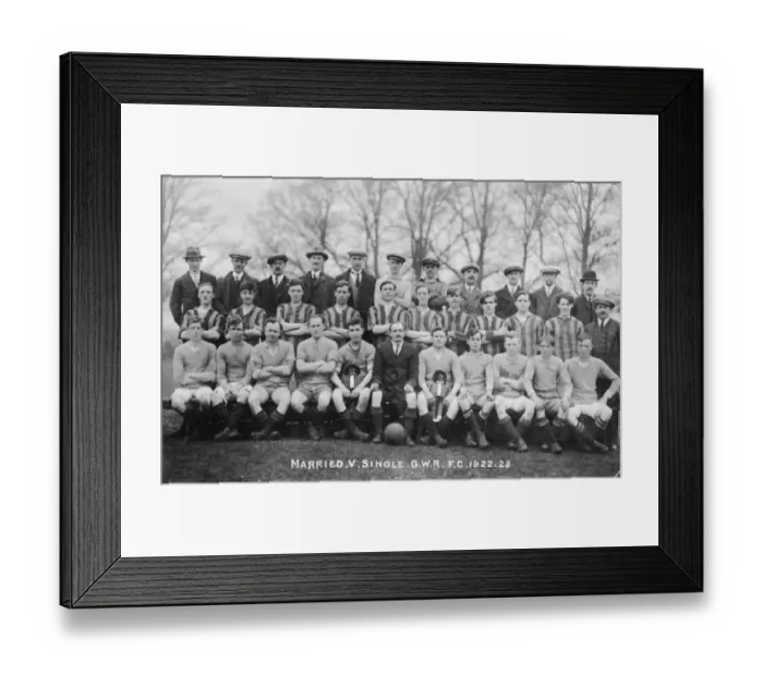 Framed Print : GWR Married & Single Football Teams, 1922-1923 Framed Print : GWR Married & Single Football Teams, 1922-1923