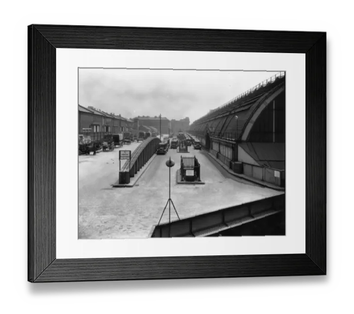 Framed Print : Taxi rank at Paddington Station, c. 1920s Framed Print : Taxi rank at Paddington Station, c. 1920s