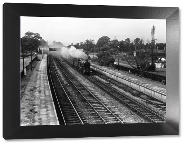 Locomotive No. 5051, Earl Bathurst, passing through Shrivenham Station, September 1958