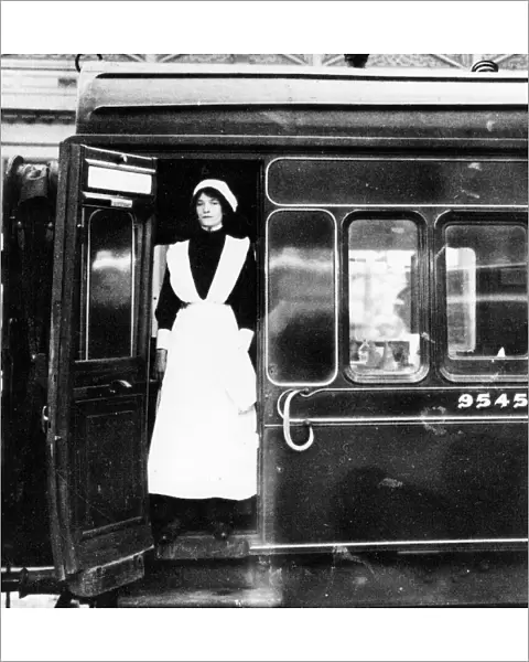 Female stewardess, 1917