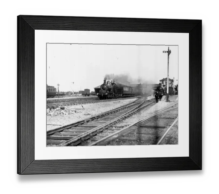 Framed Print : Swindon Junction Station, c. 1890s