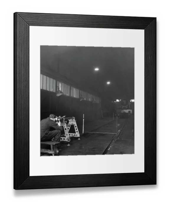 Framed Print : Swindon Works Weighbridge, 1954 Framed Print : Swindon Works Weighbridge, 1954