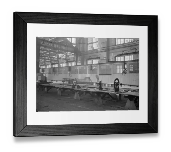 Framed Print : Swindon Works, AE Shop, 1954 Framed Print : Swindon Works, AE Shop, 1954