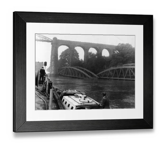 Framed Print : Dismantling of the Severn Railway Bridge, 1967 Framed Print : Dismantling of the Severn Railway Bridge, 1967