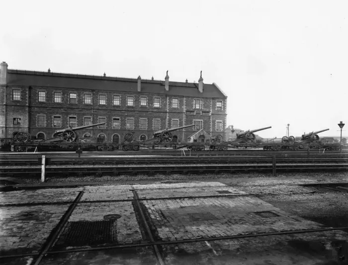Framed Print : 6in. naval guns on display on Macaw B wagons at Swindon Works c. 1915 Framed Print : 6in. naval guns on display on Macaw B wagons at Swindon Works c. 1915