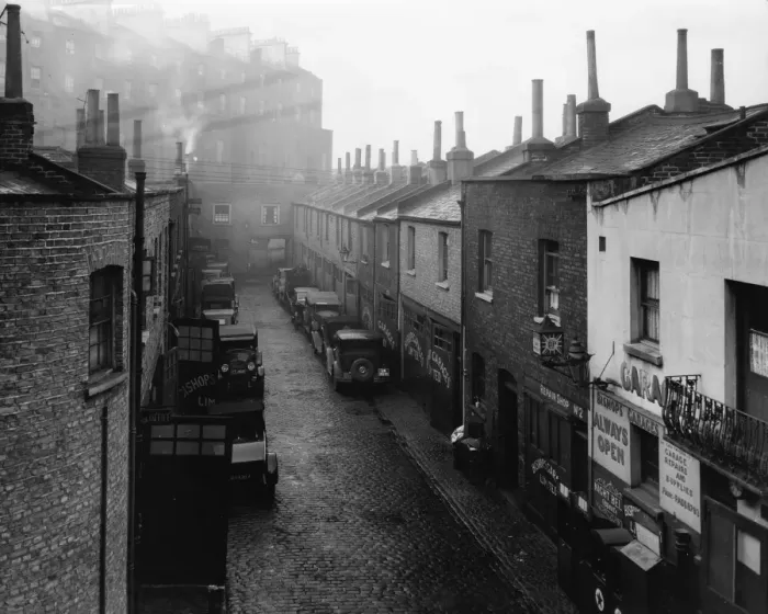 Framed Print : Bishops Road (Bishops Mews), Paddington, 1929