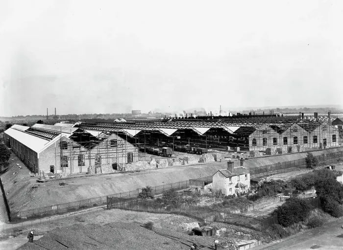 Framed Print : The building of 24 Shop (Stage 6)