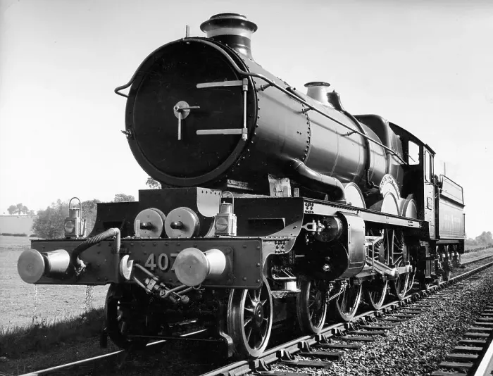 Framed Print : Caerphilly Castle, Loco No. 4073 Framed Print : Caerphilly Castle, Loco No. 4073