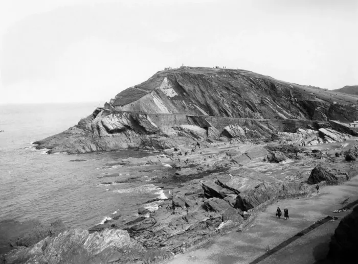 Framed Print : Capstone Hill, Ilfracombe, Devon, 1929