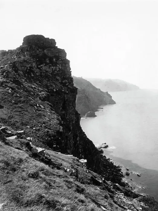 Framed Print : Castle Rock at Lynmouth, Devon, c. 1920s Framed Print : Castle Rock at Lynmouth, Devon, c. 1920s