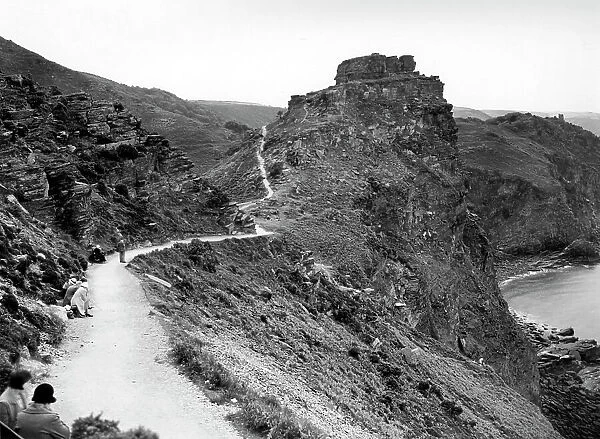 Castle Rock at Lynton, North Devon, 1934