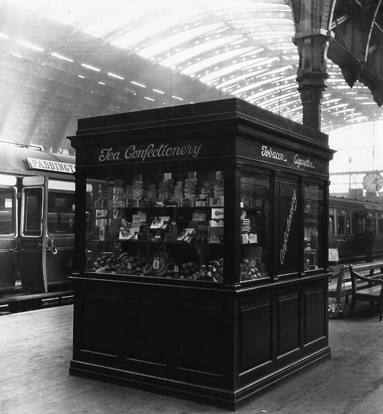 Confectionary Stand on Paddington Station, 1923