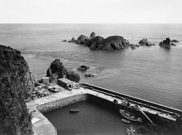 Creux Harbour, Sark, 1925