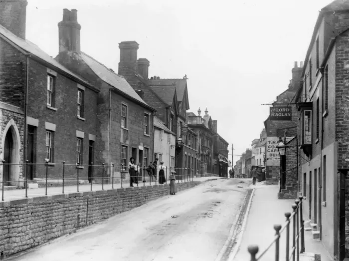 Framed Print : Cricklade Street, Swindon, c. 1900