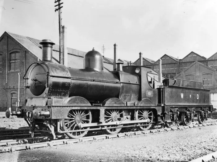 Framed Print : Dean Goods locomotive No. 2533 in War Department black livery Framed Print : Dean Goods locomotive No. 2533 in War Department black livery
