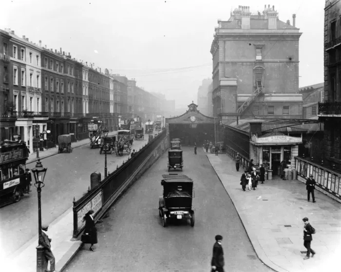 Framed Print : Departure side at Paddington Station, c. 1920