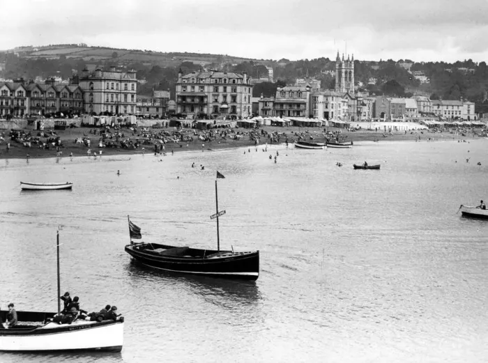 Framed Print : East Beach, Teignmouth, Devon, c. 1925