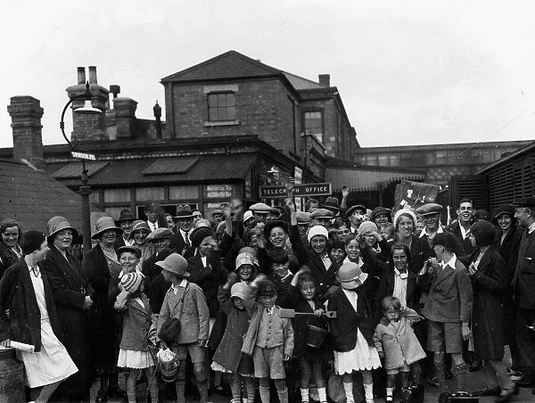 Families gather for the annual Swindon Works Trip, 1932
