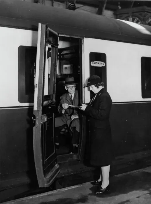 Framed Print : Female Ticket Inspector at Paddington Station in 1943