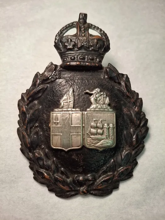 Framed Print : GWR Police Cap Badge
