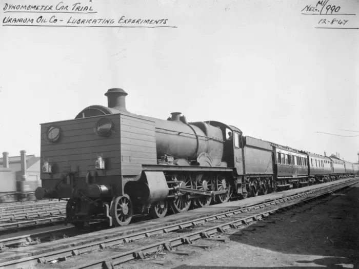 Framed Print : Hall Class locomotive No. 4905, Barton Hall. August 1947 Framed Print : Hall Class locomotive No. 4905, Barton Hall. August 1947