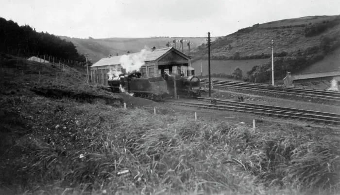 Framed Print : Ilfracombe Engine Shed, c1950s