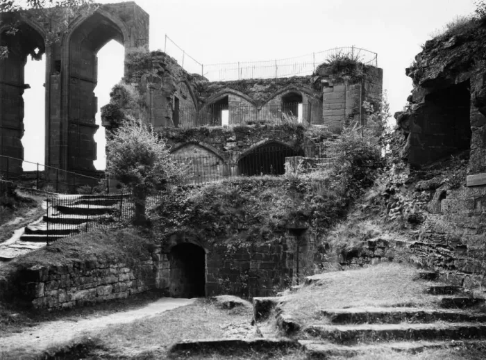 Framed Print : Kenilworth Castle, Warwickshire, July 1935