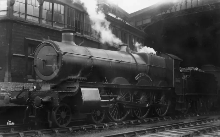 Framed Print : Locomotive No. 2939, Croome Court