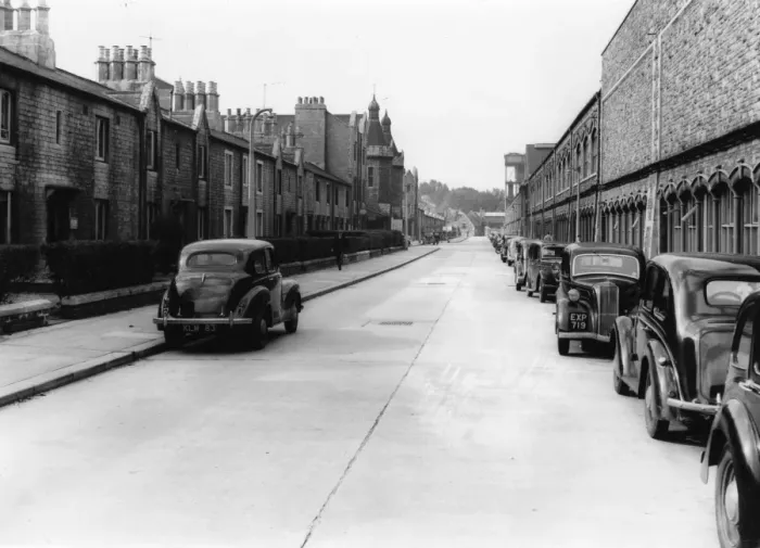 Framed Print : London Street, c. 1950