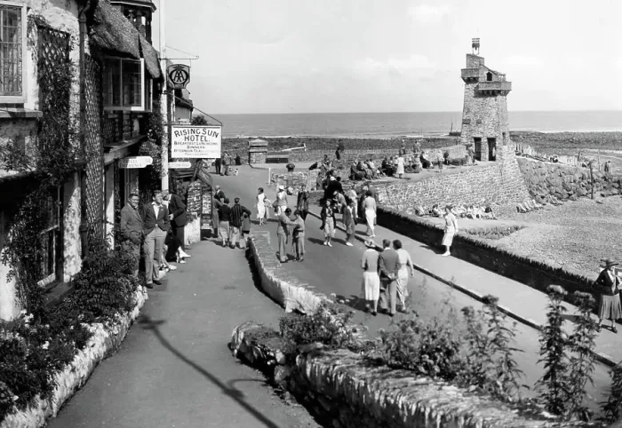 Framed Print : Lynmouth, Devon, September 1934 Framed Print : Lynmouth, Devon, September 1934